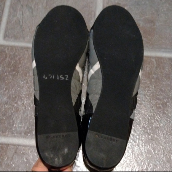 Buberry black patent leather Nova check plaid print ballet flats size 37.5 - Picture 5 of 7